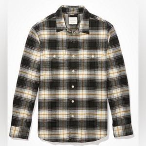 BNWOT American Eagle Men’s Super Soft Plaid Flannel Shirt, Size XS